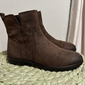 NEW Ecco Touch 15 B Coffee Brown Oiled Leather Lightweight Flat Ankle Boots